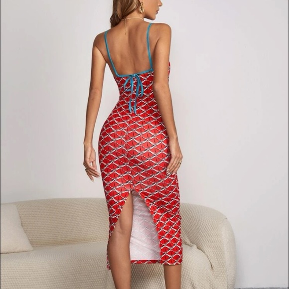 NEW INVENTORY 🔥Allover Print Tied Backless Split Hem Dress🔥 - Picture 3 of 7